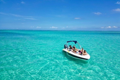 Location Bateau à moteur LEGEND L21 Rivière Noire