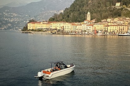 Noleggio Barca a motore Yacht Protagon Protagon Lago di Como