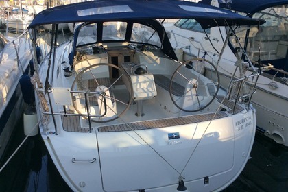 Alquiler Velero BAVARIA 37 CRUISER Achillio