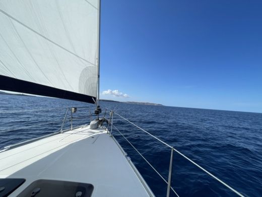 Μάλτα Sailboat Bavaria Cruiser 45 alt tag text