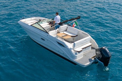 Charter Motorboat SEA RAY 250 SDX Genoa