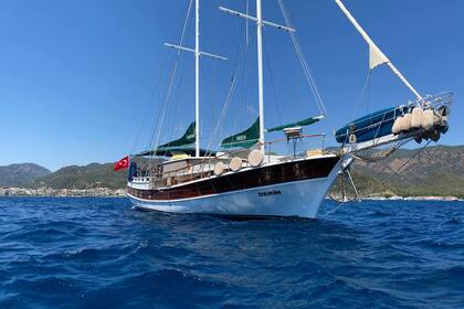 Charter Gulet Custom built gulet with a capacity of 10 people gulet Göcek