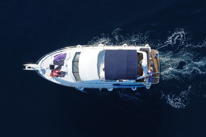 Noleggio Barca a motore Bayliner 3988 Krnica