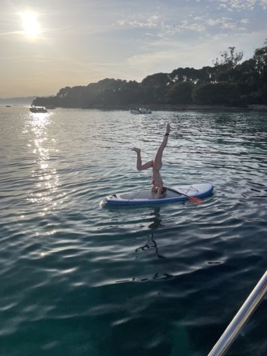 Νίκαια Motorboat Four Winns 248 Vista alt tag text