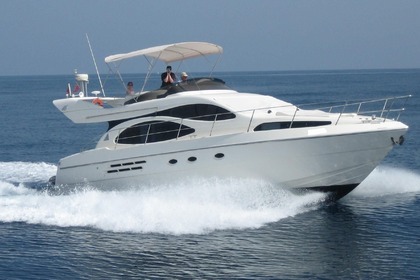 Rental Motorboat AZIMUT 46 Barcelona