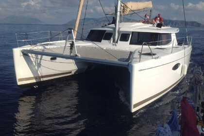 Rental Catamaran  Helia 44 Cogolin