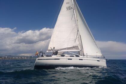 Hire Sailboat Bavaria 40 cruiser Barcelona