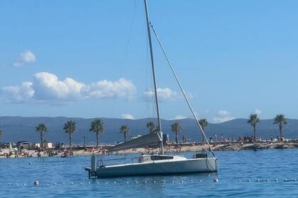 Hire Sailboat Beneteau First 24SE Kaštel Stari