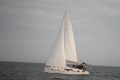 Hire Sailboat BENETEAU OCEANIS 40 Volos