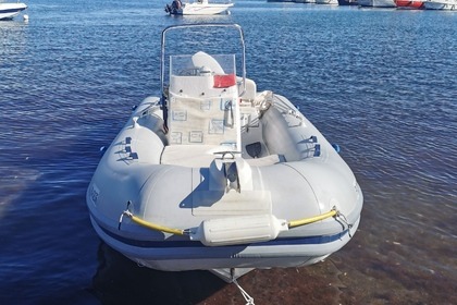 Charter Boat without licence  Capelli TEMPEST Portoferraio