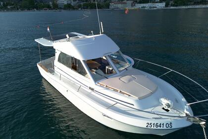 Hire Motor yacht Beneteau Antares 9 Split