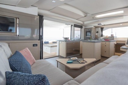 Charter Catamaran FOUNTAINE PAJOT SAONA 47 Kaštel Gomilica