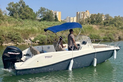 Location Bateau à moteur Quicksilver Activ 675 Sundeck Carnon