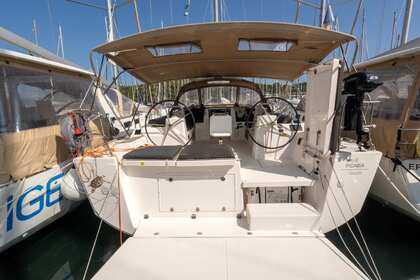 Noleggio Barca a vela Dufour Yachts Dufour 460 GL - 5 cab. Saint-Mandrier-sur-Mer