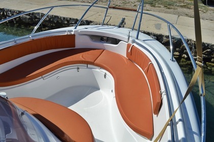 Hire Motorboat Marion (Jeanneau) 730 Murter