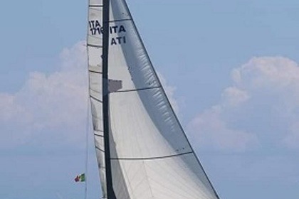 Rental Sailboat Barberis Show 34 Salerno