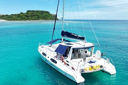 Charter Catamaran Royal Cape Majestic 53 Hell-Ville