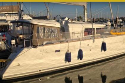 Location Catamaran LAGOON 450F Naples
