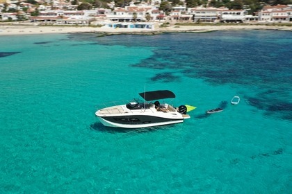Noleggio Barca a motore Quicksliver Sundeck 875 - Modelo 2022 Mahón