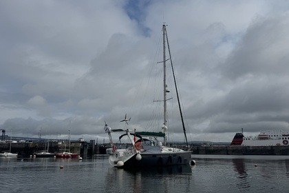 Rental Sailboat Beneteau Oceanis 351 Arzon