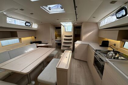 Noleggio Barca a vela  Oceanis 46.1 (3 cab) Salerno