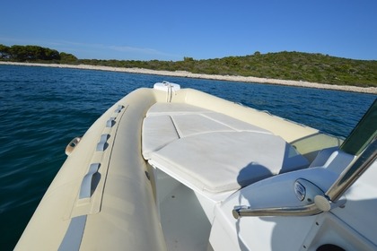 Charter RIB Tiger Marine 630 Betina