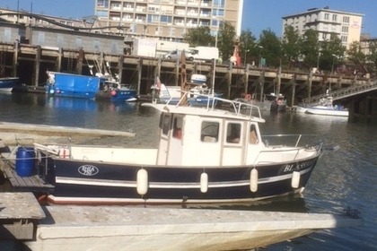 Location Bateau à moteur RHEA 750 timonier (carburant inclus) Boulogne-sur-Mer