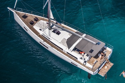 Rental Sailboat Bénéteau Oceanis Yacht 54 Marina Frapa