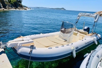Hire RIB Capelli Capelli Tempest 700 Cannes