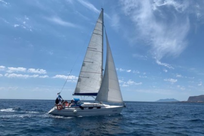 Hire Sailboat Bavaria Yacht Bavaria 37 Castellammare di Stabia