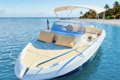 Чартер Моторная яхта Beneteau Flyer 650 Sundeck Канны