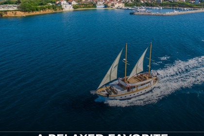Verhuur Gulet Custom Made Adriatic Breeze Trajektna Luka Split