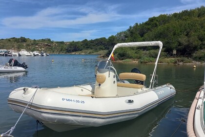 Miete Motorboot Zodiac Internacional Medline 500 R0023 Menorca