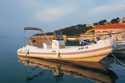 Charter RIB NUOVA JOLLY Exclusive 675 Jelsa