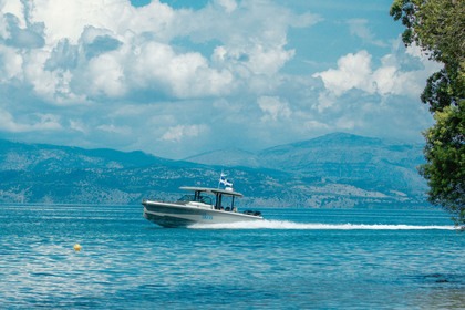 Verhuur Motorboot Axopar 37 Sun Top Corfu