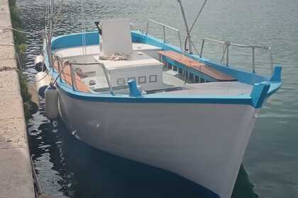 Noleggio Barca a motore LeucaExperience-Escursioni Malepesce Gozzo Santa Maria di Leuca