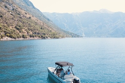 Aluguel Lancha Saxdor 205 Tivat