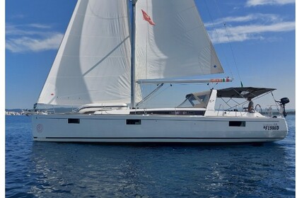 Charter Sailboat BENETEAU OCEANIS 48 Puntone di Scarlino