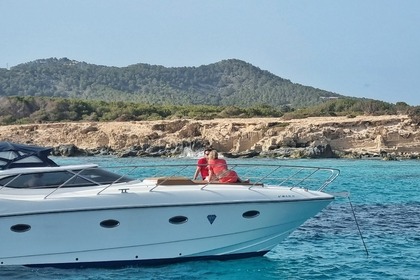 Noleggio Barca a motore Neptune 41 Sport Ibiza