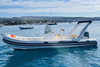 Location Bateau à moteur Capelli Tempest 690 La Ciotat