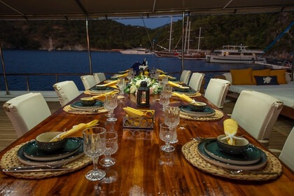 Чартер Гулет Turkish Luxury Gulet 114 Ft 35 Meters Фетхие