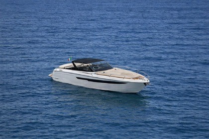 Hyra båt Motorbåt Cranchi Endurance 30 Moniga del Garda