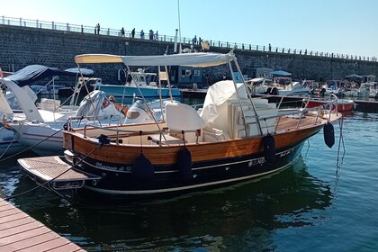 Miete Motorboot Fratelli Aprea 750 OPENCRUISE Torre del Greco