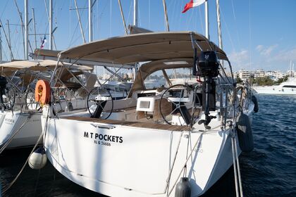 Rental Sailboat Dufour Yachts Dufour 430 GL Alimos