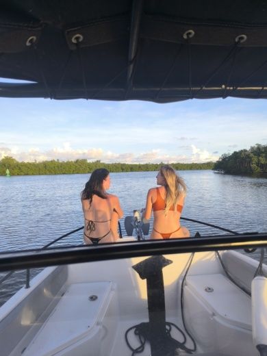 Le Gosier Motorboat Beneteau Flyer 7 Spacedeck alt tag text