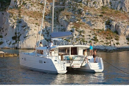 Rental Catamaran Lagoon Lagoon 400 Palau