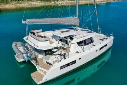 Charter Catamaran Leopard Leopard 45 - 3 + 1 cab. Trogir