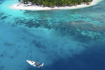 Rental Sailboat Jeanneau Sun fizz San Blas Islands