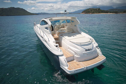 Location Yacht Cranchi 50 Porto-Vecchio