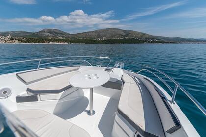 Czarter Łódź motorowa Beneteau Flyer 7.7 Luxury Makarska